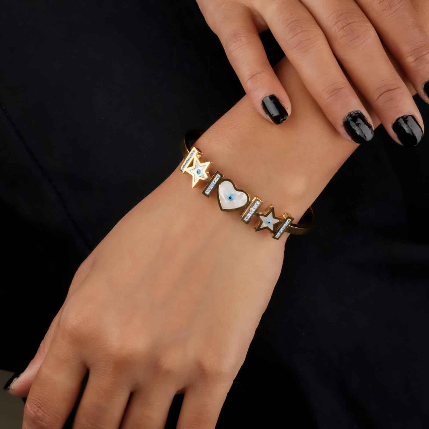 Soul Bound Bracelet - A Unique Symbol of Connection and Love