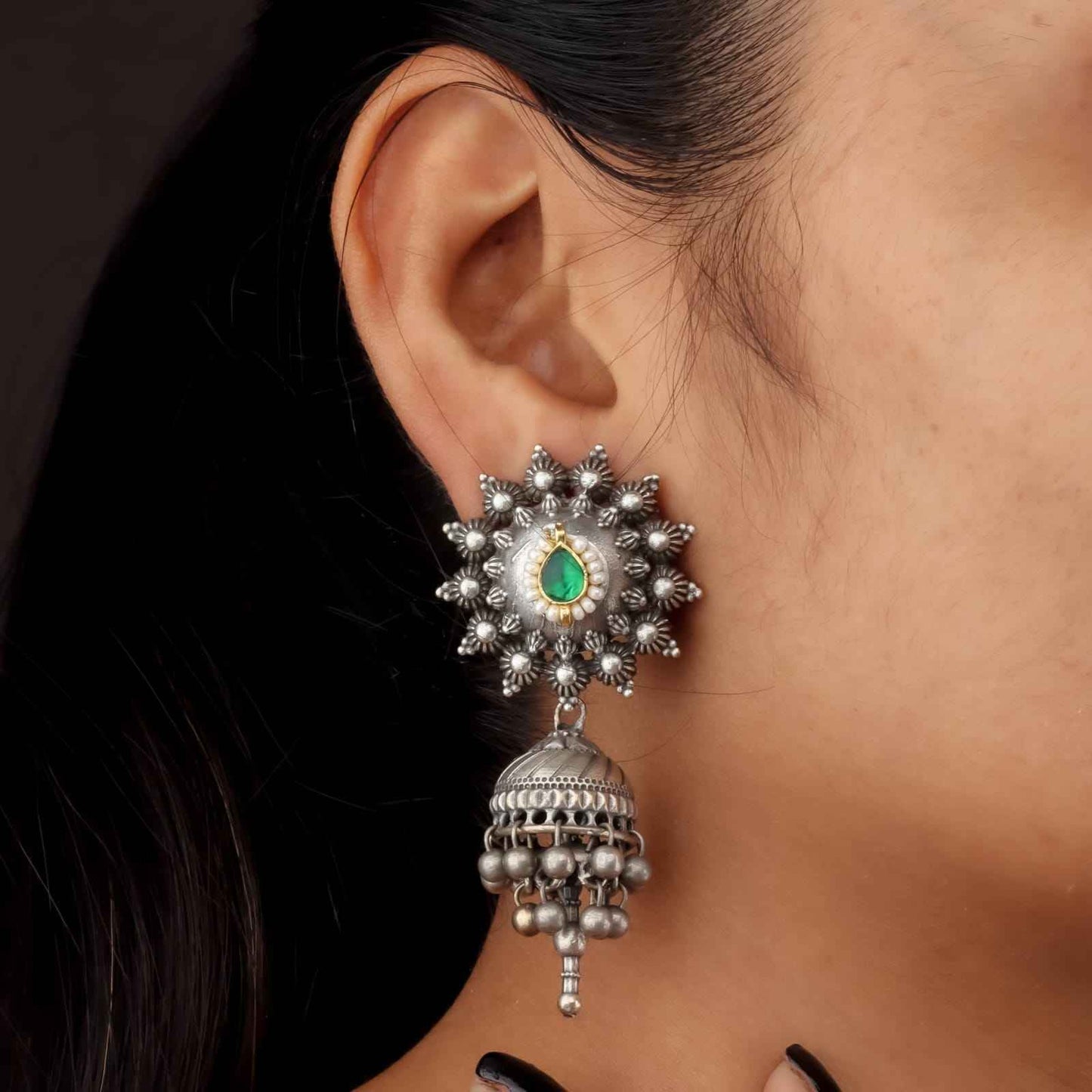 Kalakriti jhumki