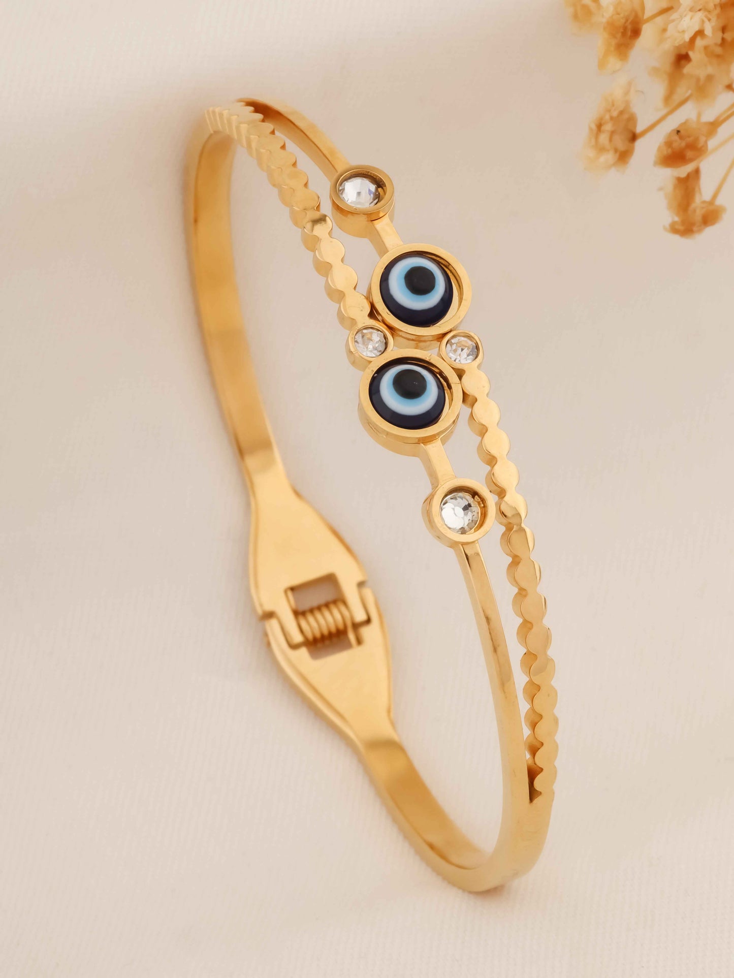 Silken Loop Bracelet - Elegant and Versatile Jewelry for Any Occasion