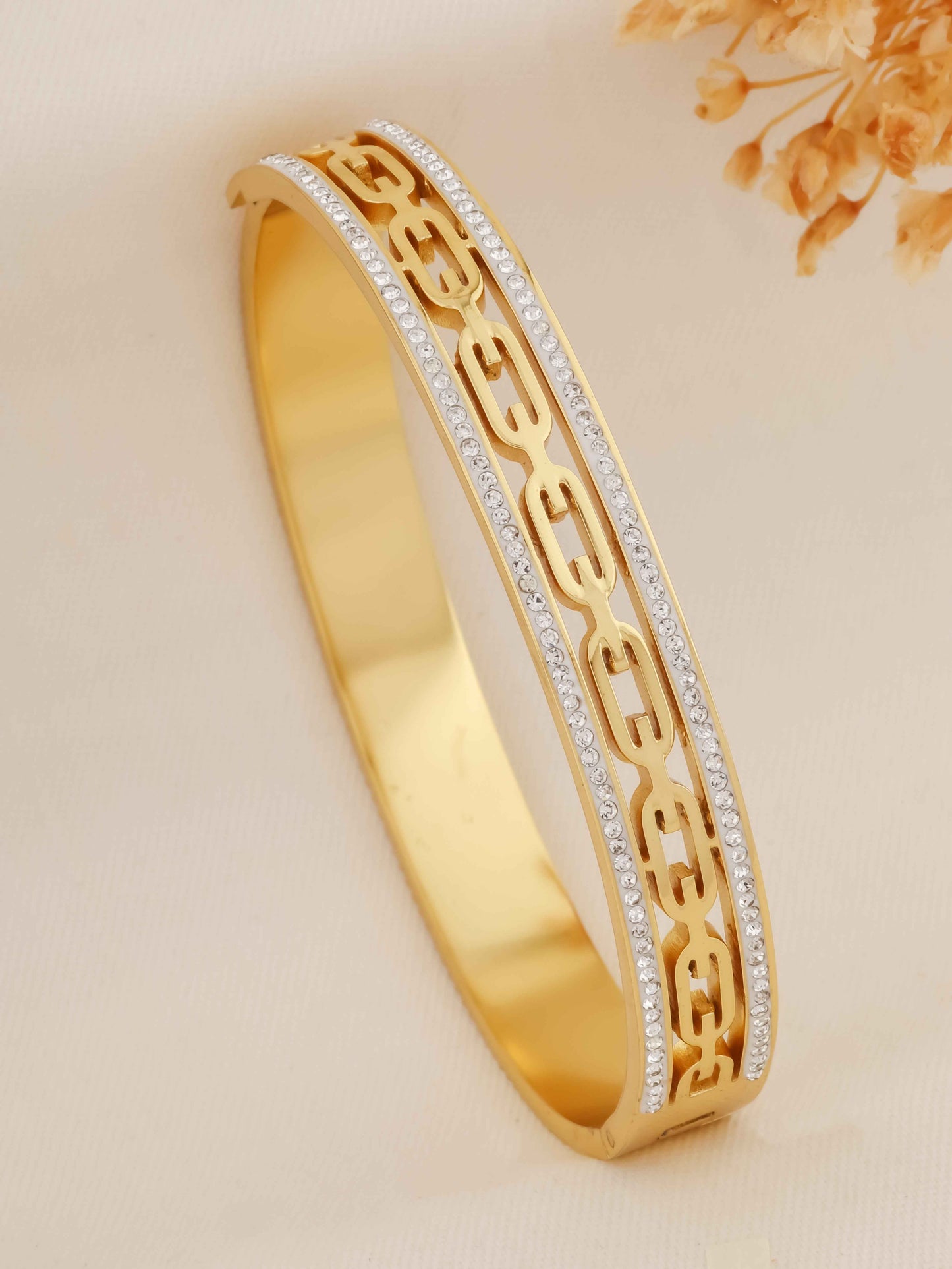 KENDALL BRACELET - Elegant and Versatile Jewelry for Every Occasion