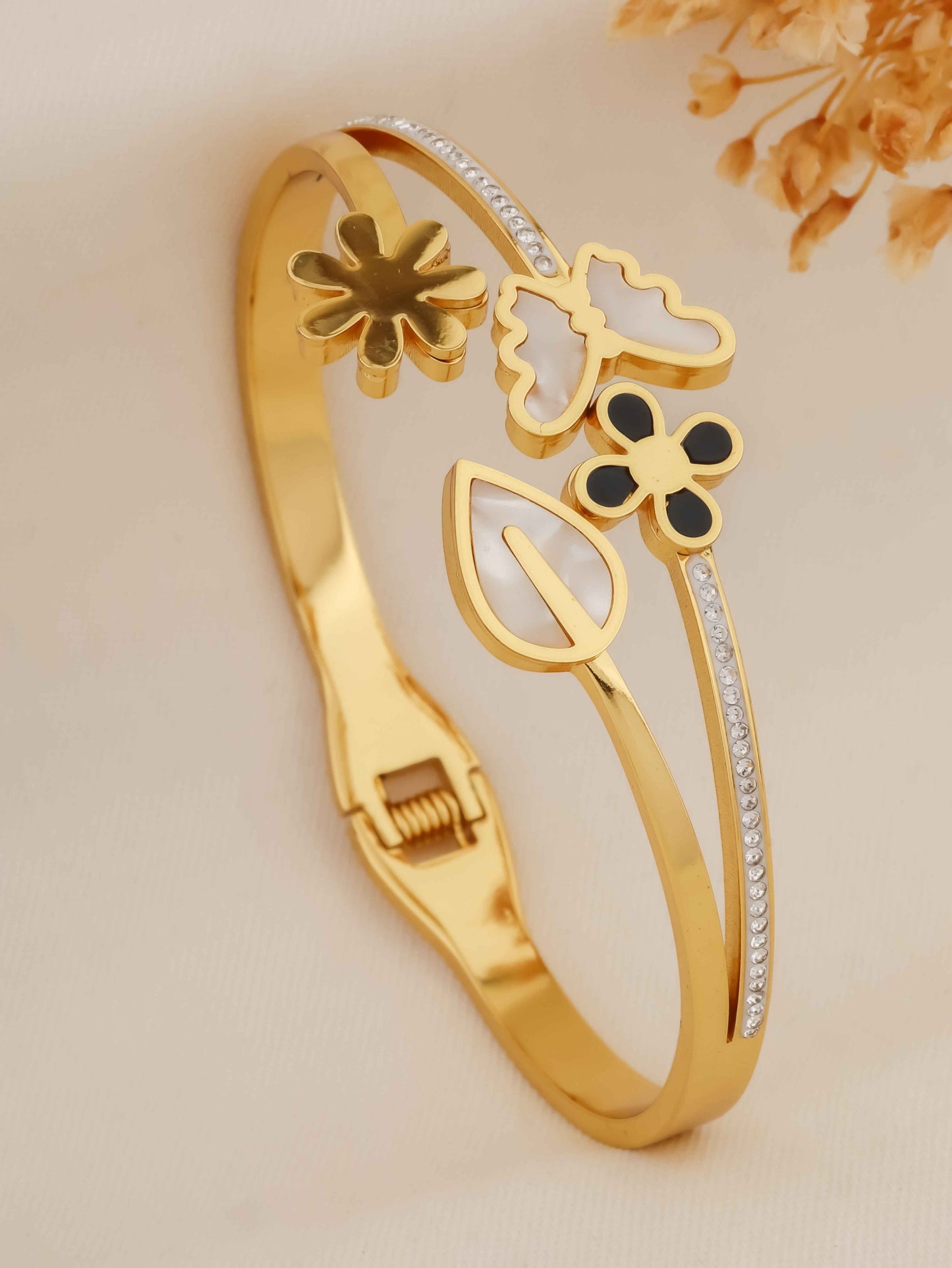 Earthwhirl Bracelet – Embrace Nature's Beauty with Every Wear - Kainchi Jewels
