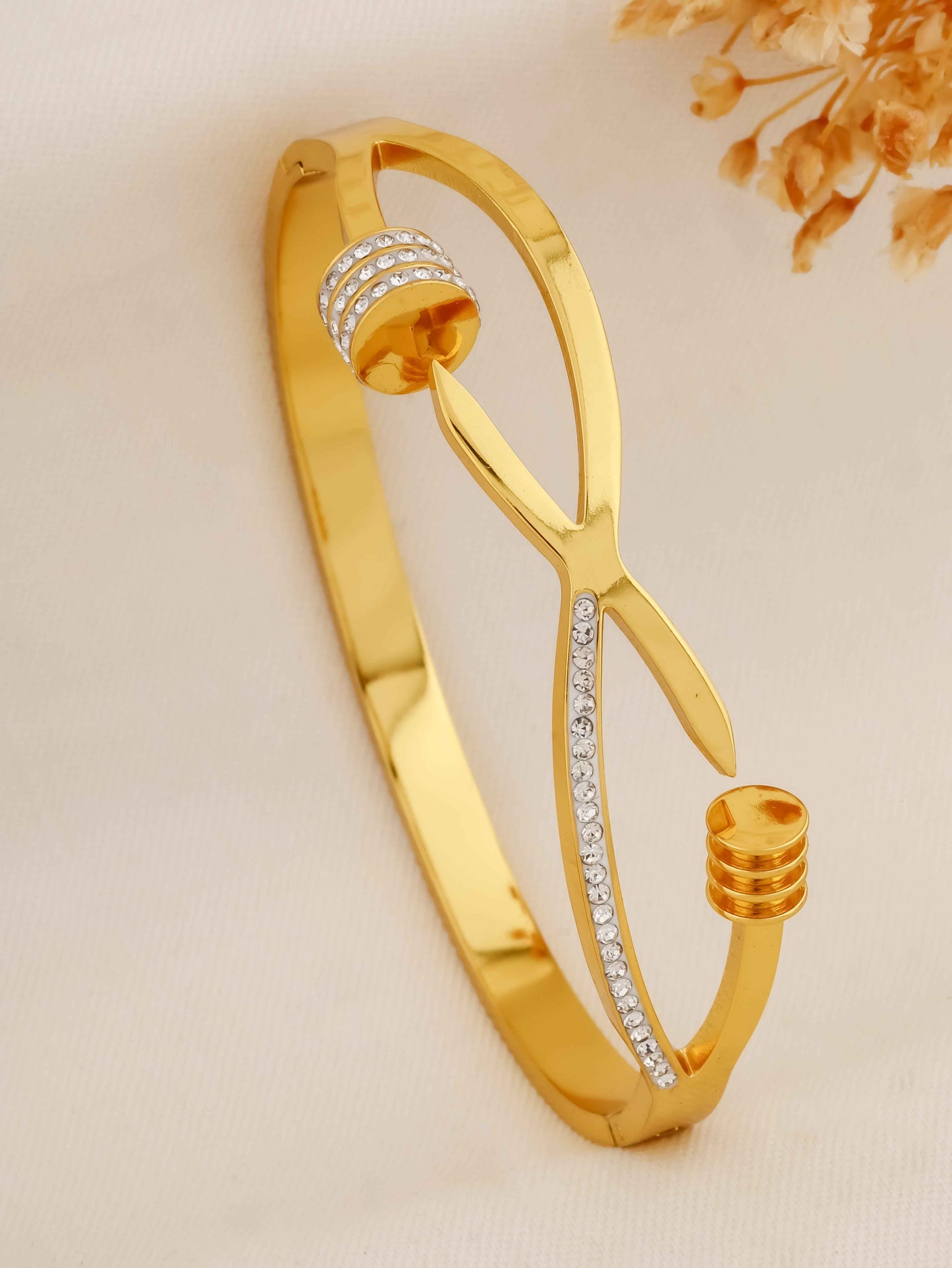 DRIFTBLOOM BRACELET - Elegance Redefined for Every Occasion