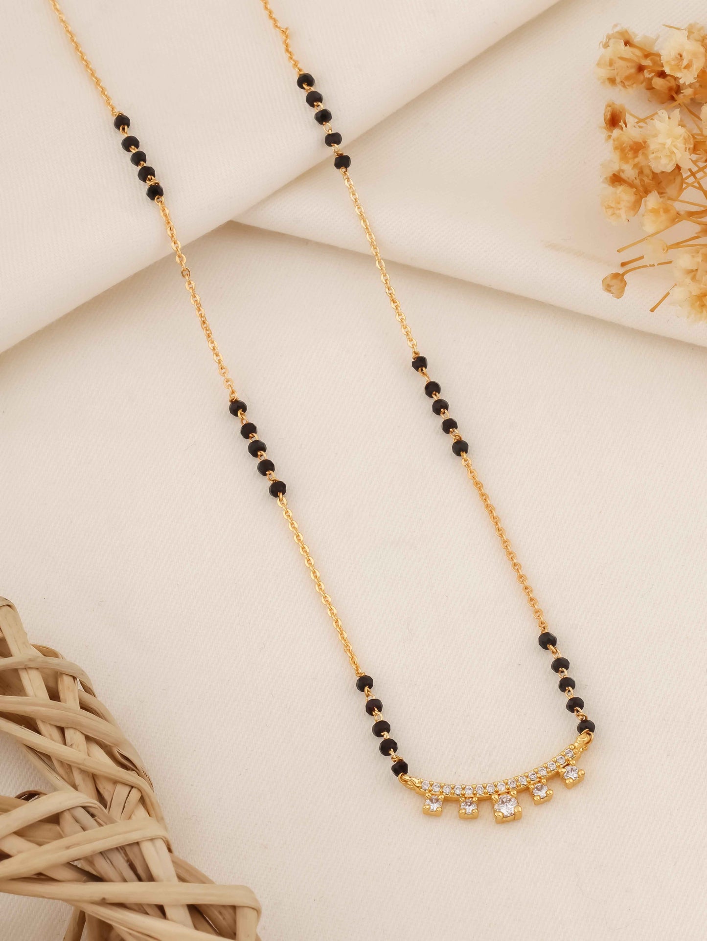 SUVARNA SUTRA MANGALSUTRA - Exquisite Mangalsutra for Women, Embrace Timeless Indian Elegance