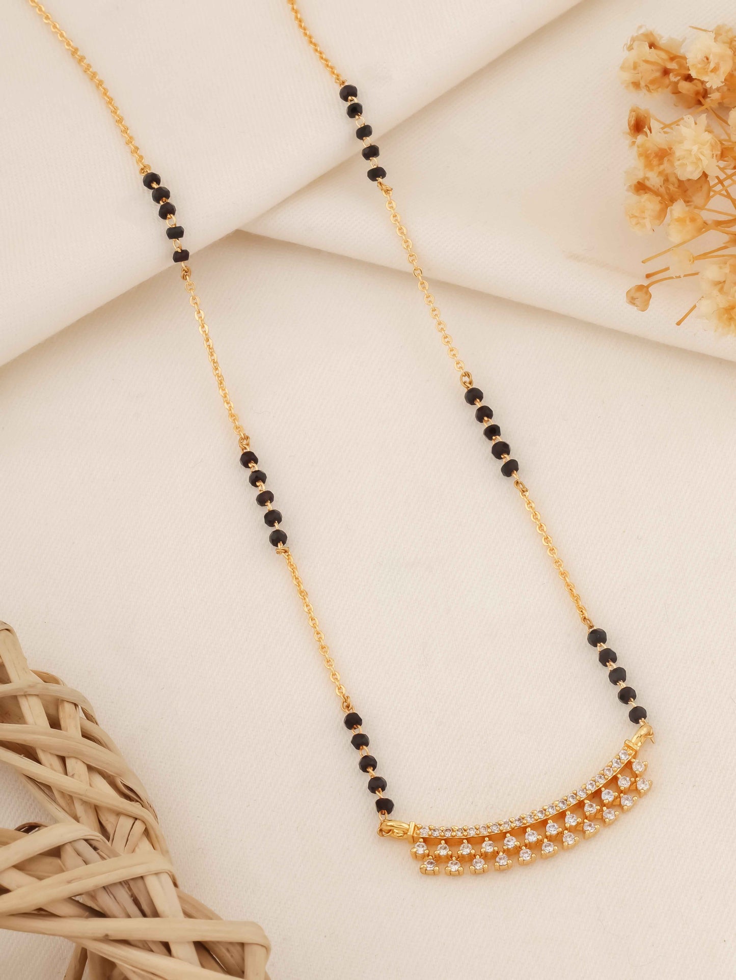 NAYANTARA SUTRA MANGALSUTRA