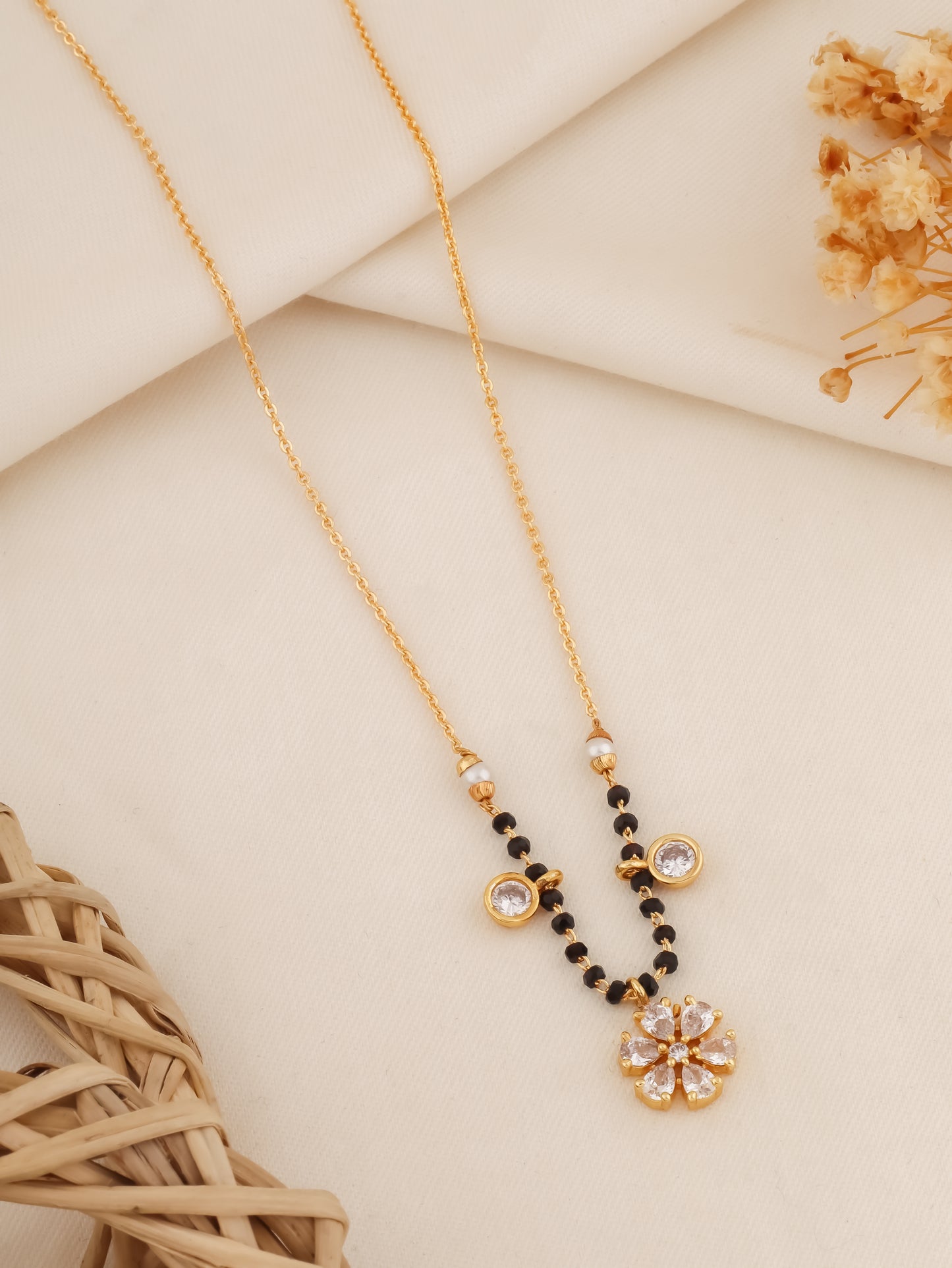 DIMPLE MANGALSUTRA