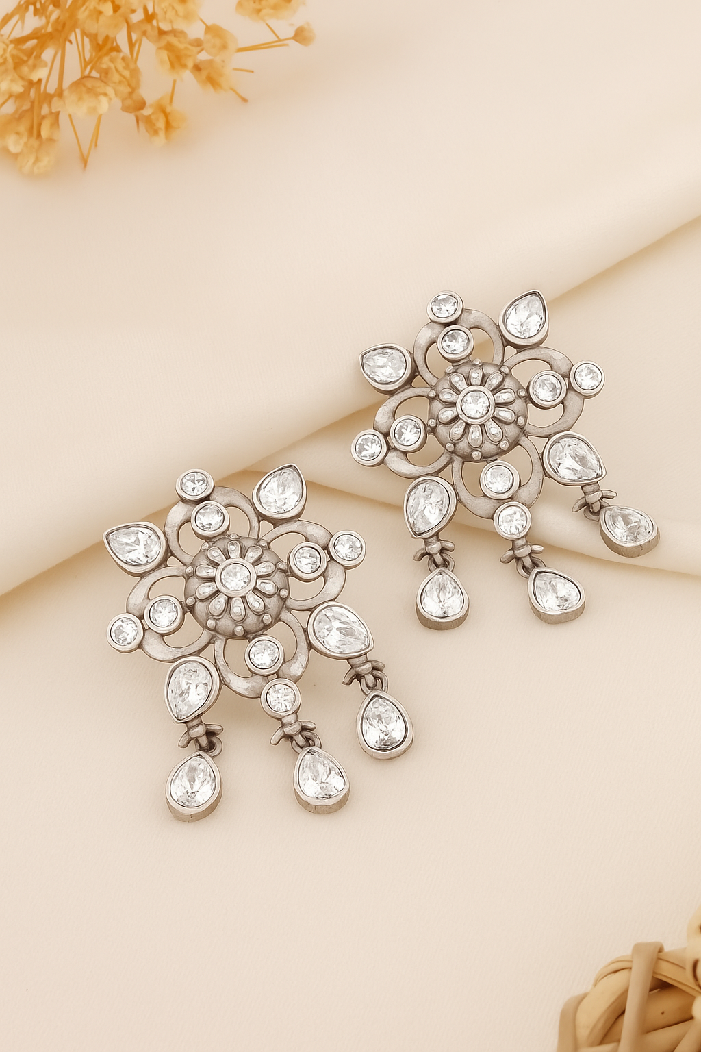 Mina jhumki