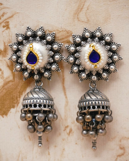 Kalakriti jhumki