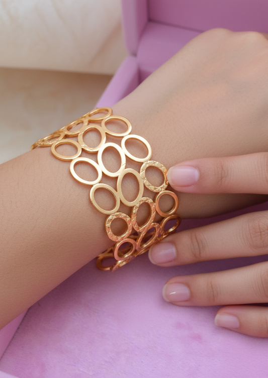 Astro Trace Cuff
