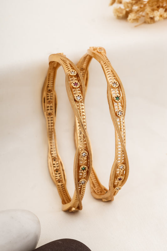 DEBOLINA BANGLE