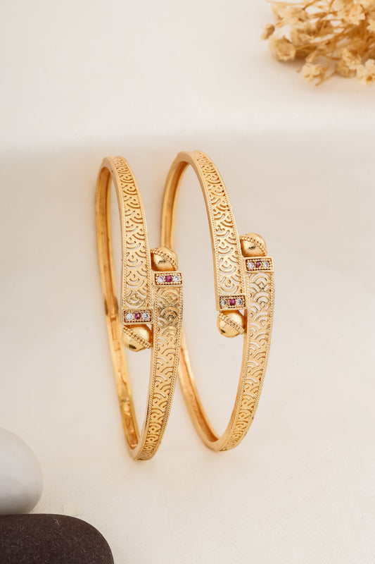 SUCHARITA BANGLE