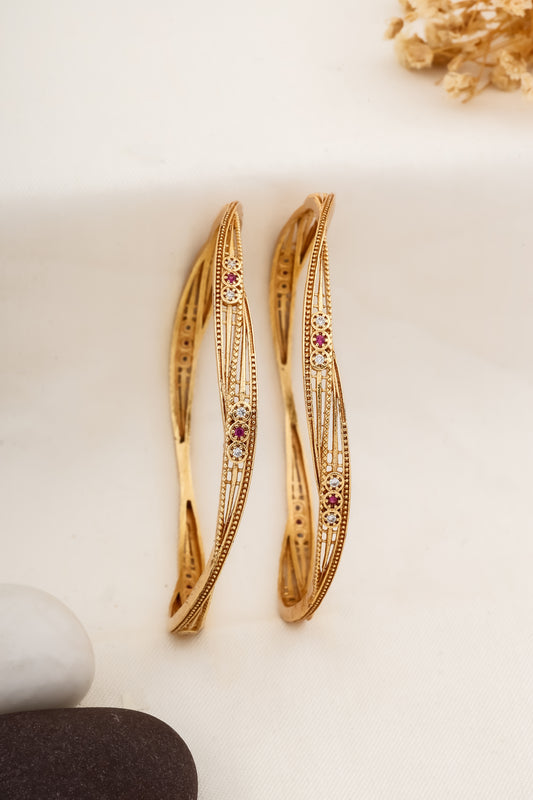 KOYEL BANGLE