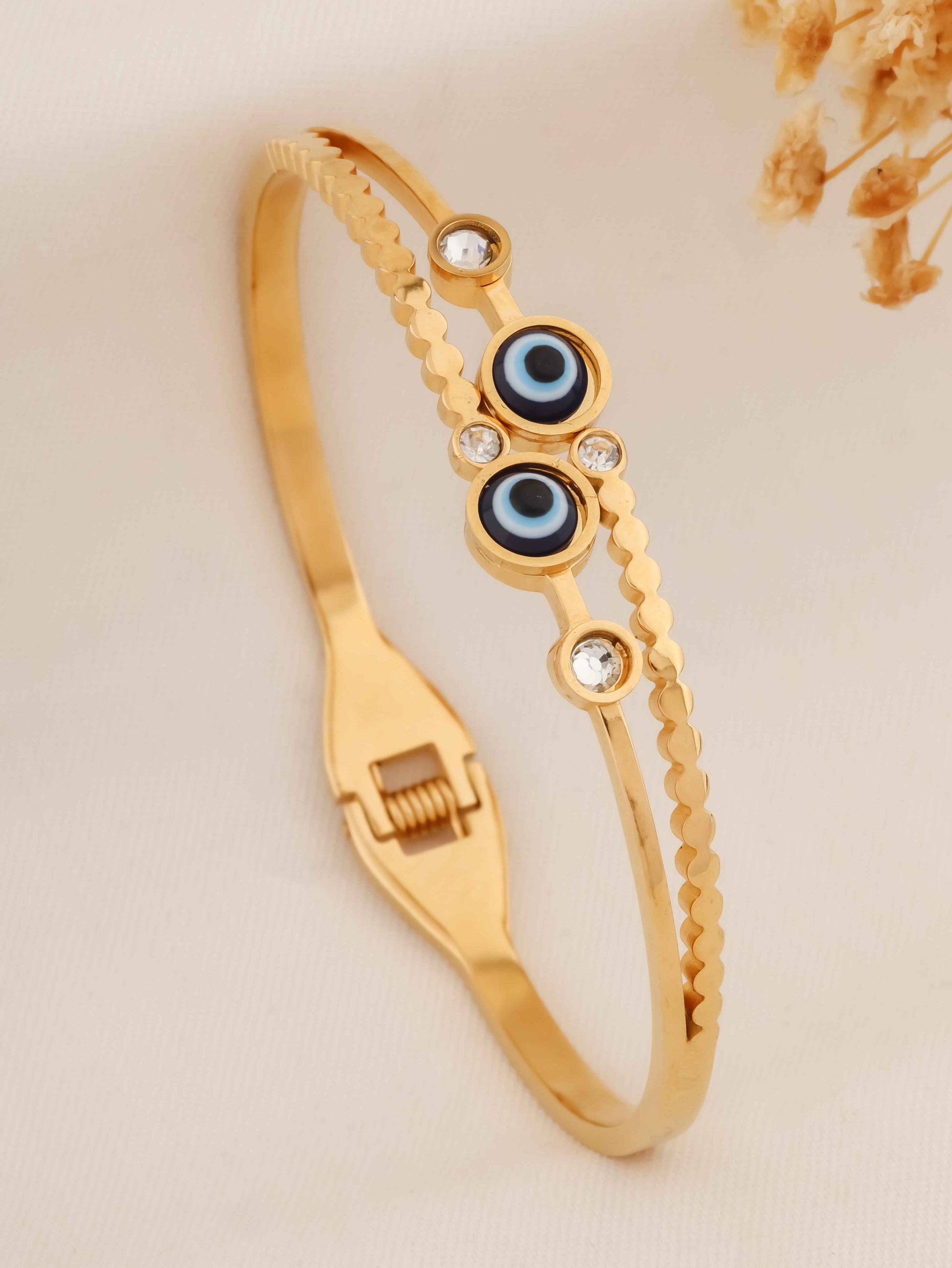 Silken Loop Bracelet - Elegant and Versatile Jewelry for Any Occasion